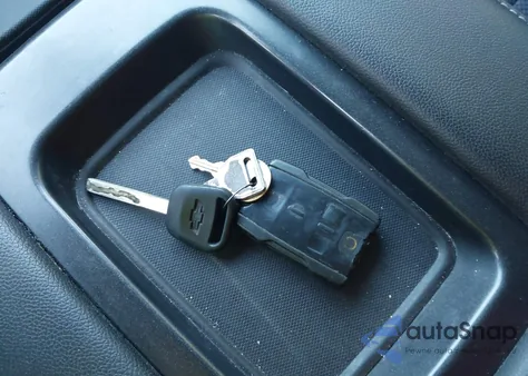 2014 Chevrolet Silverado 1500 1Lt from USA, damaged, VIN 1GCVKREC8EZ356996